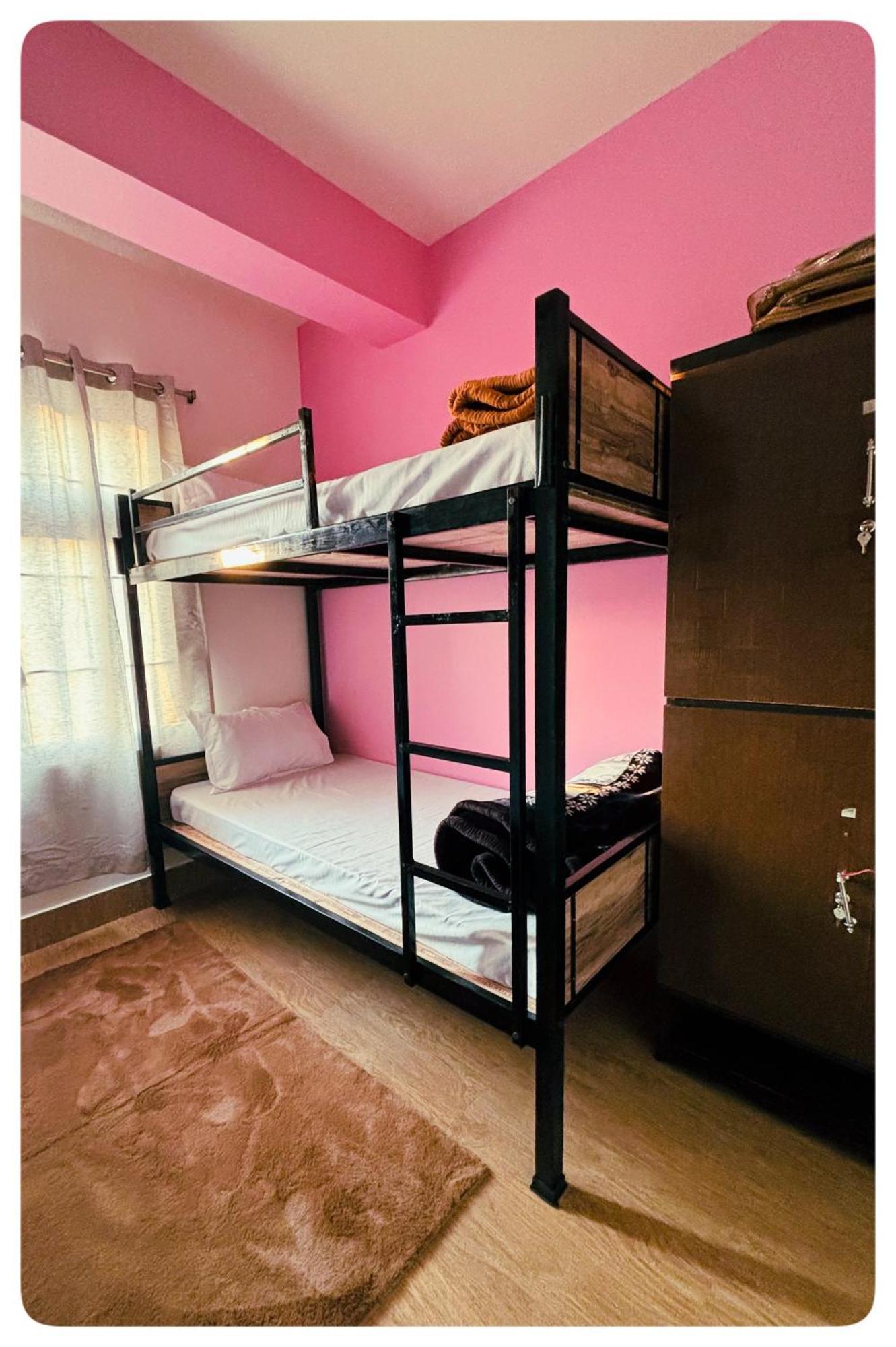הוסטל Stargaze Backpackers שילונג מראה חיצוני תמונה